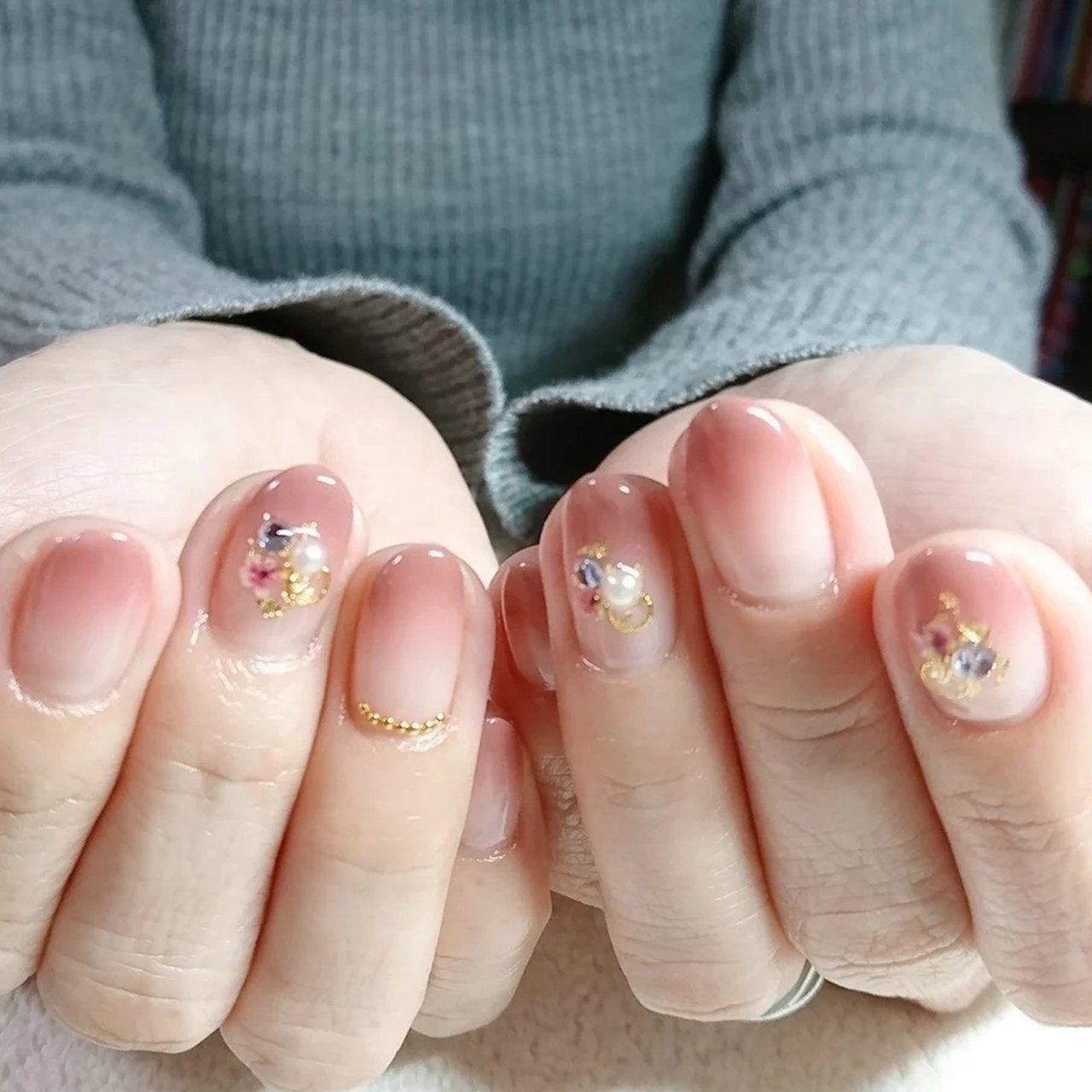 オールシーズン ハンド グラデーション ジェルネイル お客様 美 ひまわりのネイルデザイン No ネイルブック