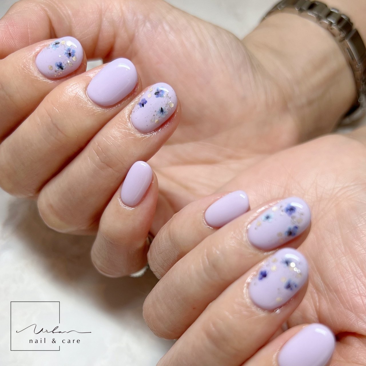 春 ハンド シンプル ワンカラー 押し花 Urban Nail Careのネイルデザイン No ネイルブック