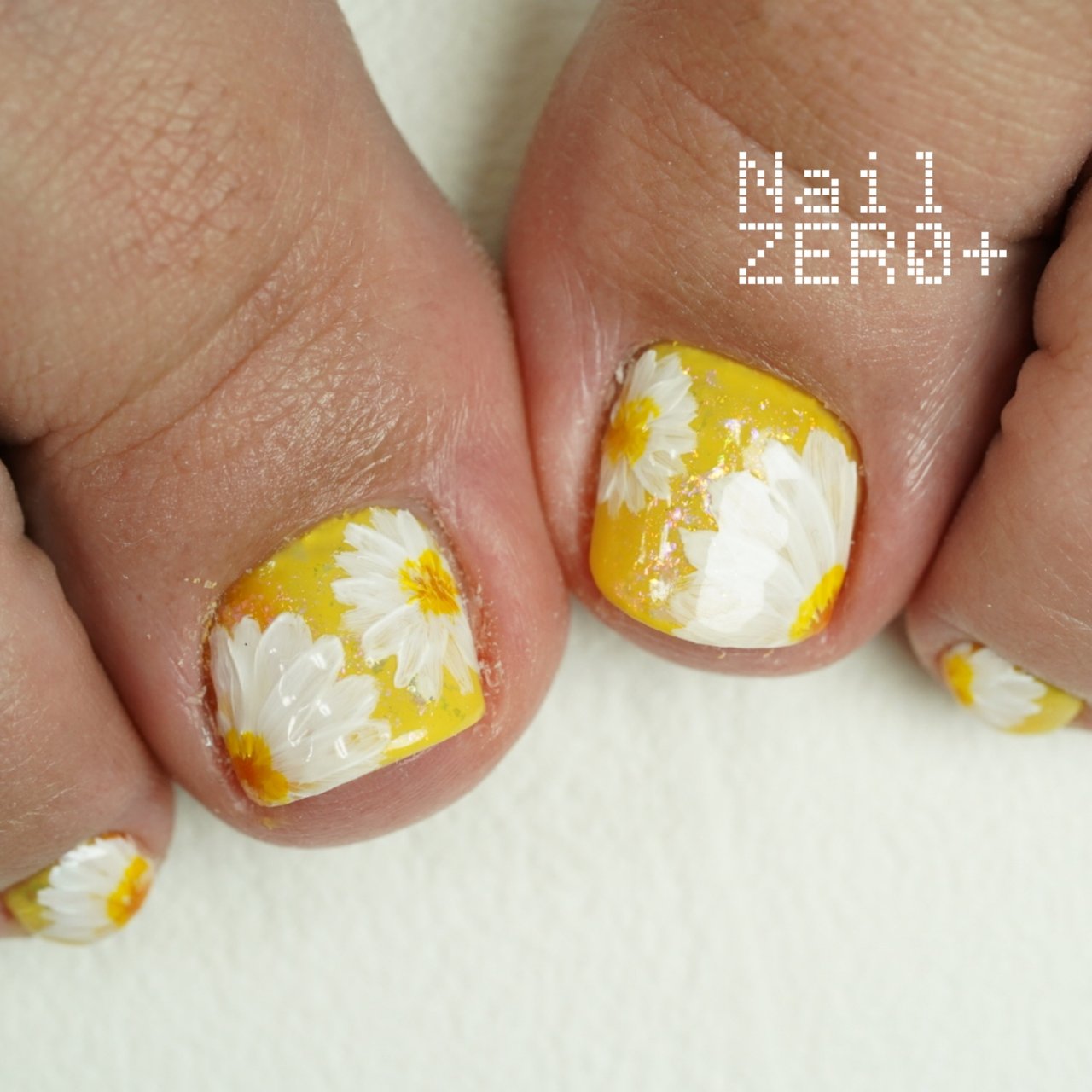 春 女子会 フット ワンカラー フラワー 塩見隼人 池袋 ネイルゼロプラスのネイルデザイン No ネイルブック