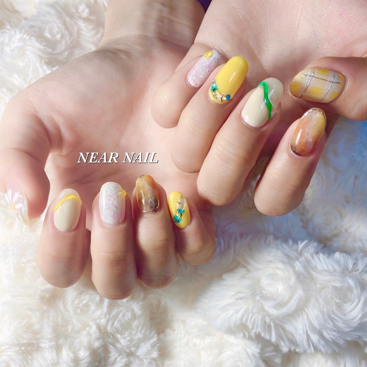 春 ハンド フラワー チェック ニュアンス Near Nailのネイルデザイン No ネイルブック