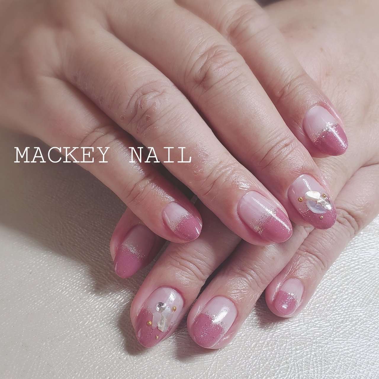春 オフィス ハンド フレンチ シェル Mackey Nailのネイルデザイン No ネイルブック