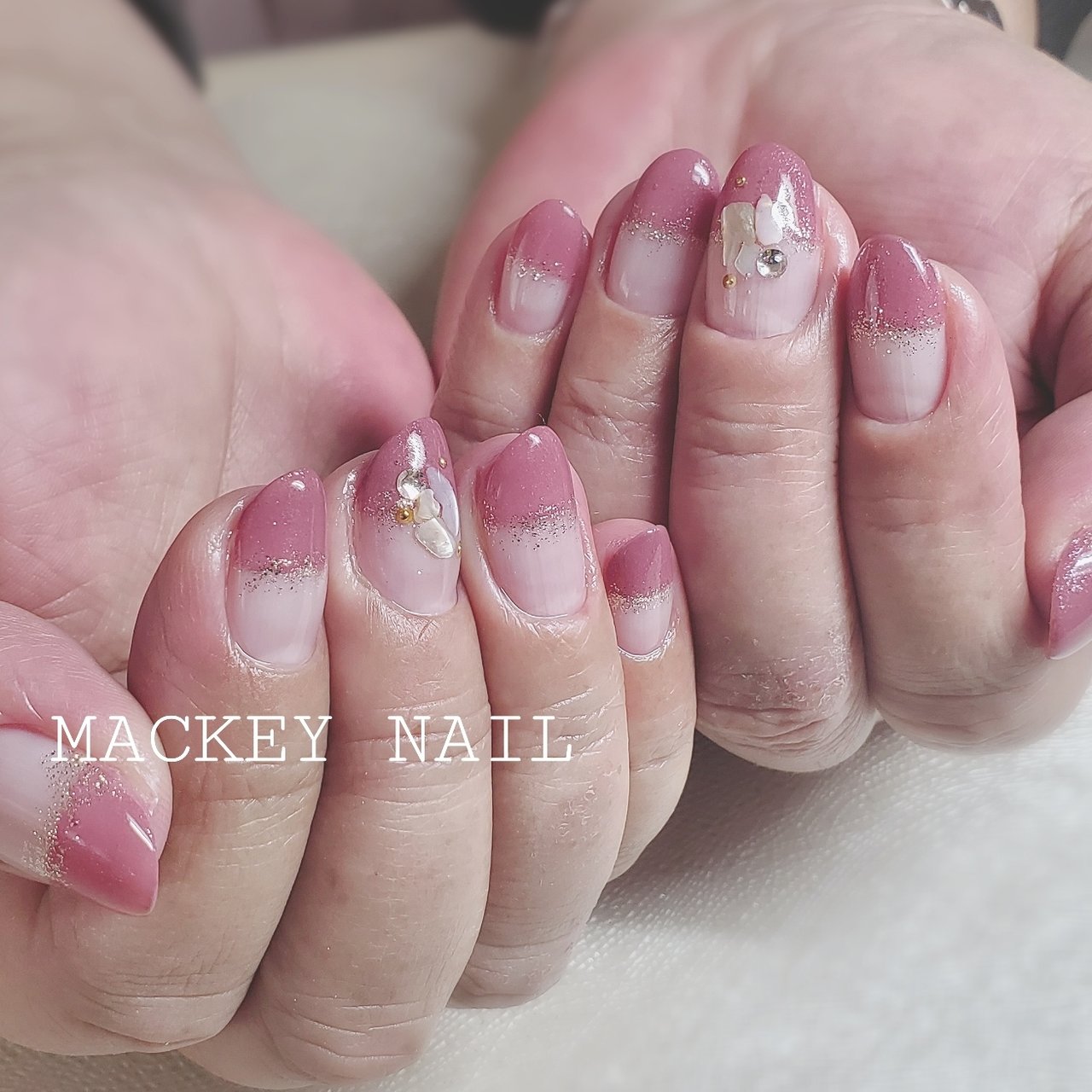 春 オフィス ハンド フレンチ シェル Mackey Nailのネイルデザイン No ネイルブック