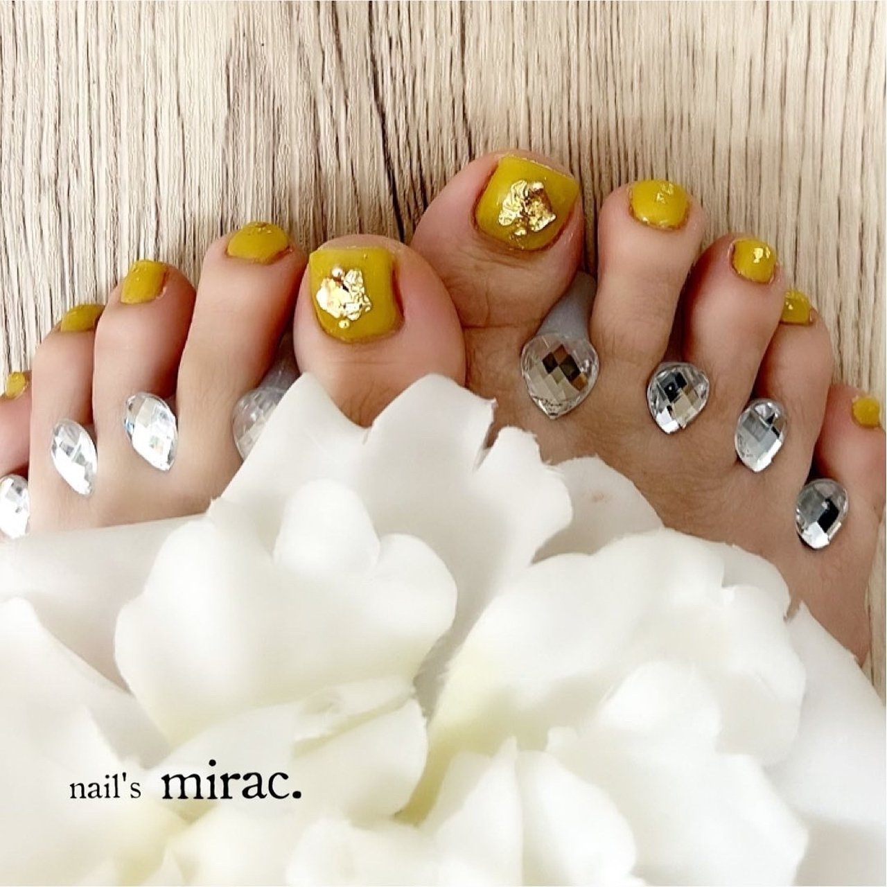 春 夏 旅行 ライブ フット Nail Smirac 林 智子のネイルデザイン No ネイルブック