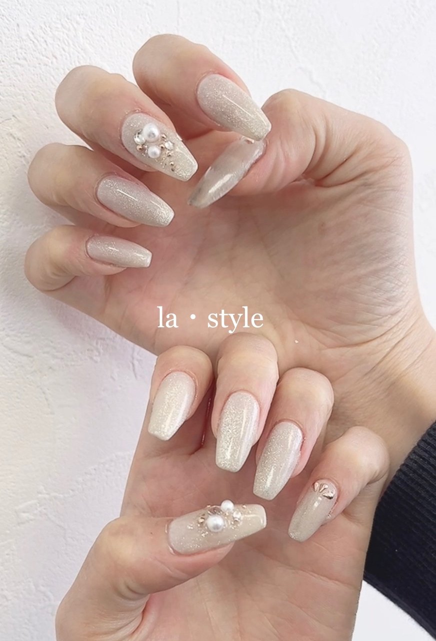 ハンド/シンプル/パール/マグネット/ホワイト - La. styleのネイル  