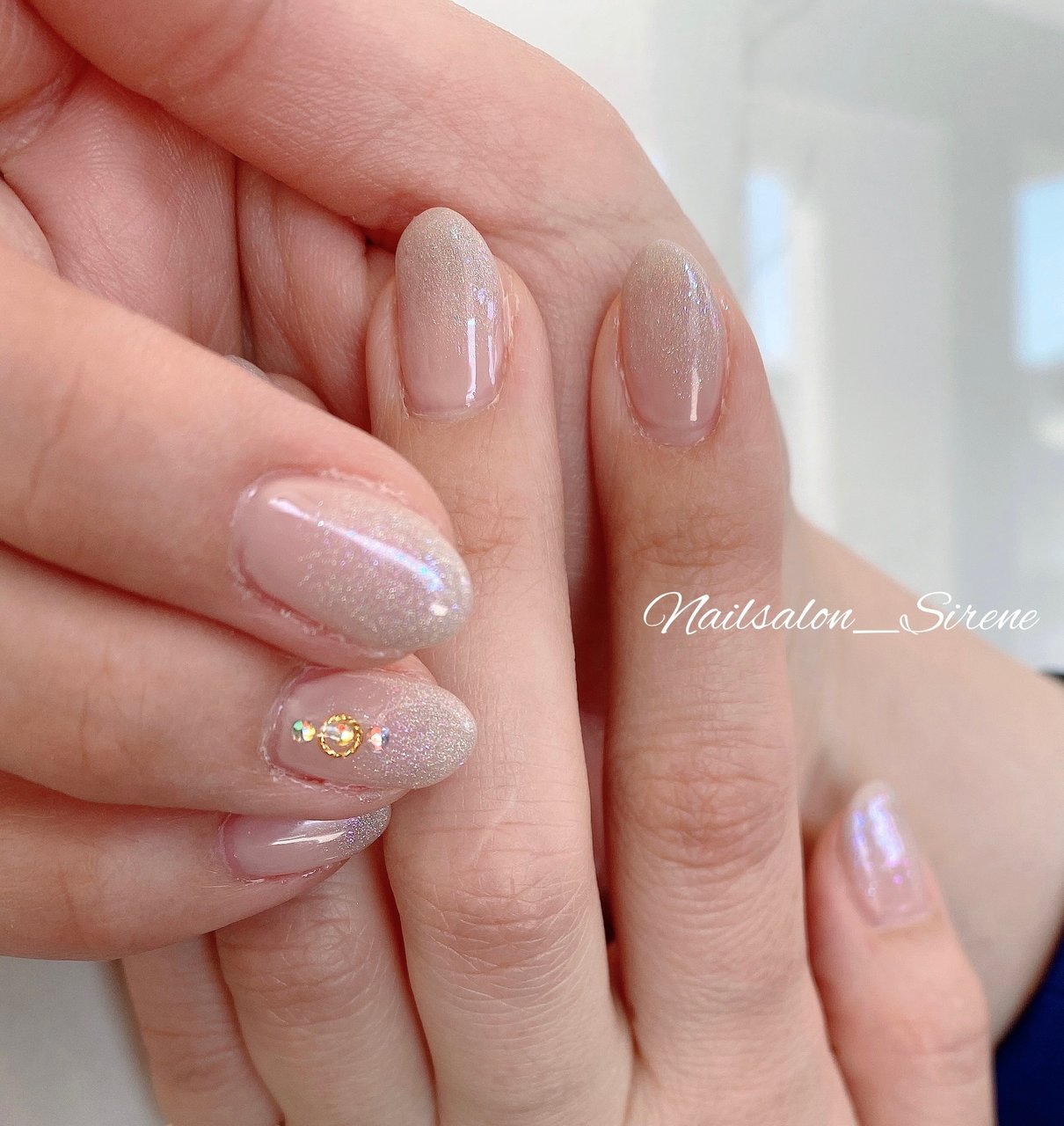 春 ハンド シンプル グラデーション ワンカラー Nailsalon Sireneのネイルデザイン No ネイルブック