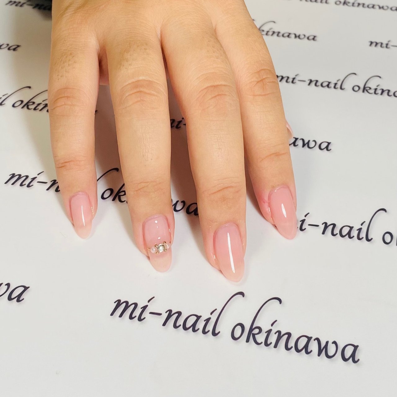 オールシーズン 入学式 ブライダル パーティー ハンド Mi Nailのネイルデザイン No ネイルブック