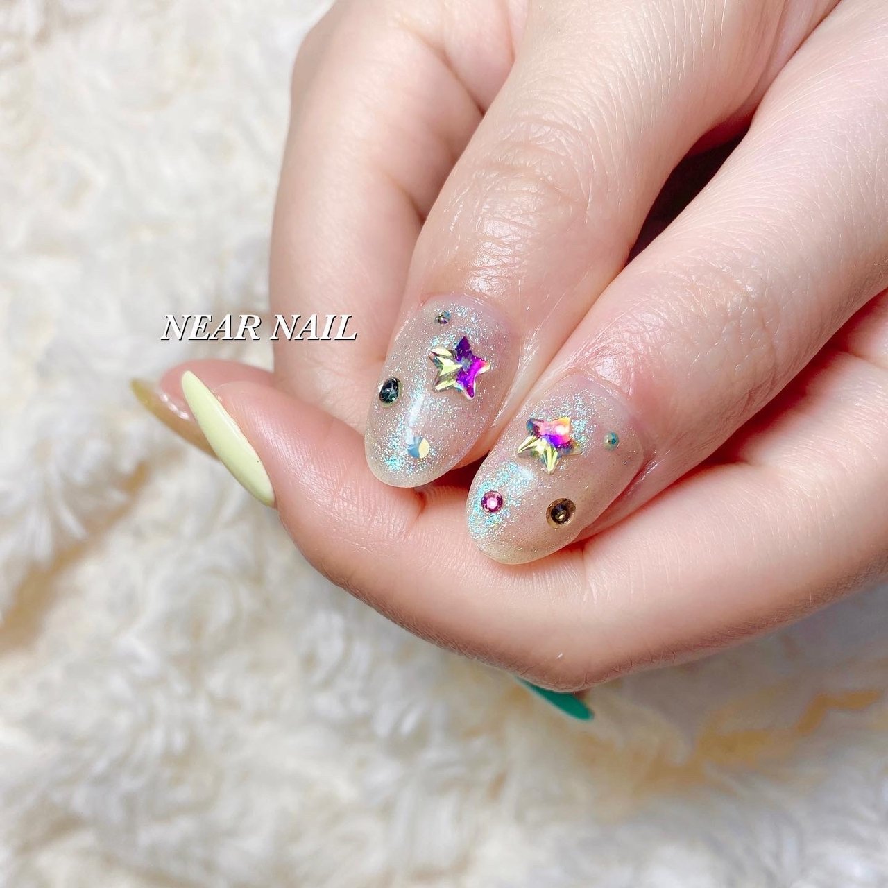 春 ハンド ラメ ワンカラー 星 Near Nailのネイルデザイン No ネイルブック