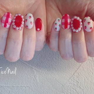 赤と白ネイルのネイルデザイン ネイルブック