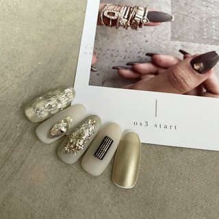 22年 新着順 マット 乳白色ネイルのネイルデザイン ネイルブック