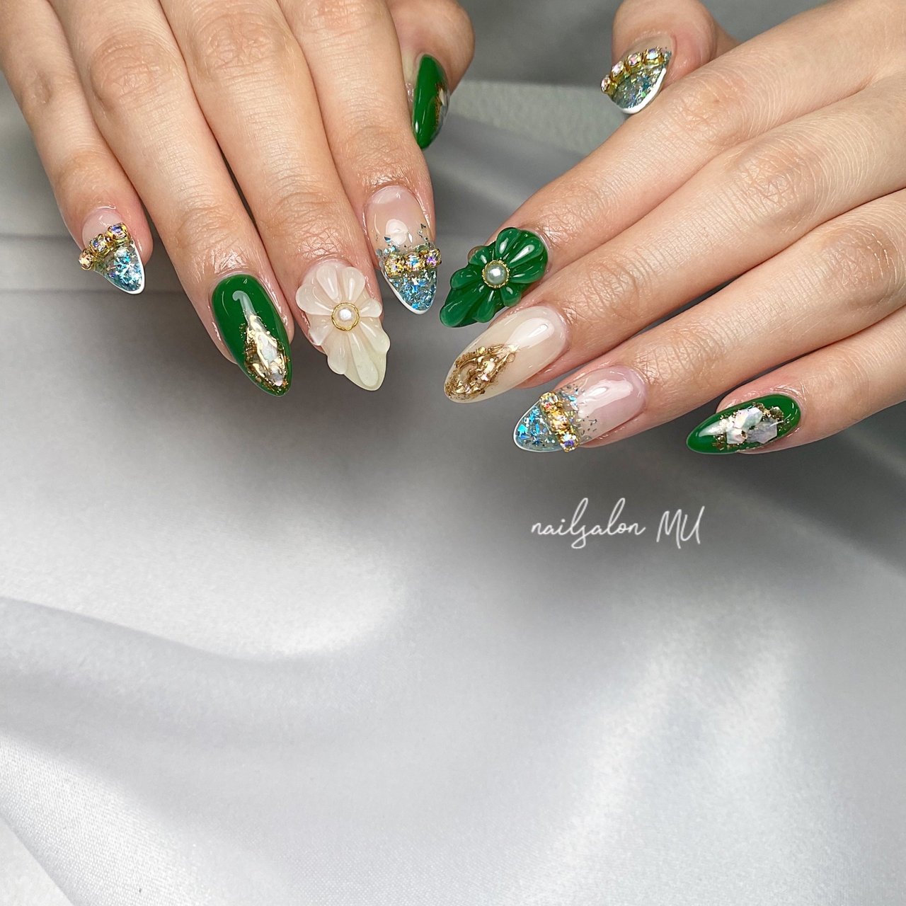 ビジュー/ラメ/フラワー/3D/チェーン - nailsalon MU(ミウ)のネイル