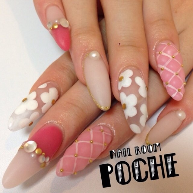 冬 ハンド キルティング ピンク スカルプチュア Nail Room Pocheのネイルデザイン No ネイルブック