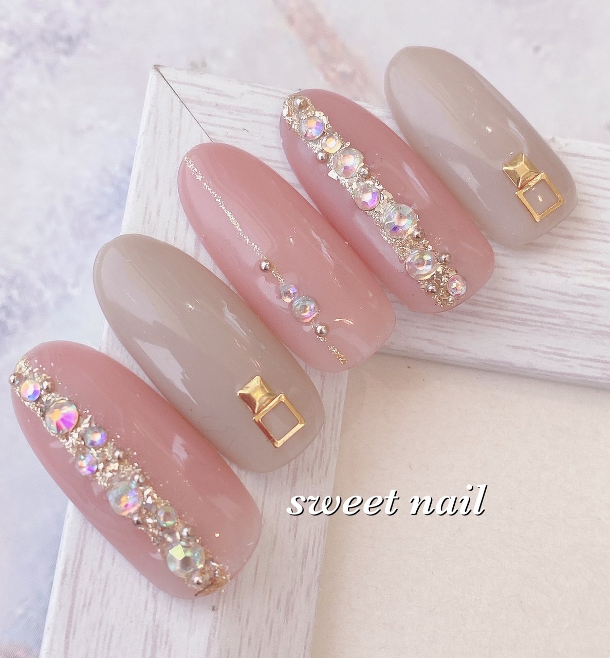 春 夏 オフィス 伊勢崎ネイルサロンsweetのネイルデザイン No ネイルブック
