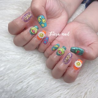 アメリカンポップのネイルデザイン ネイルブック