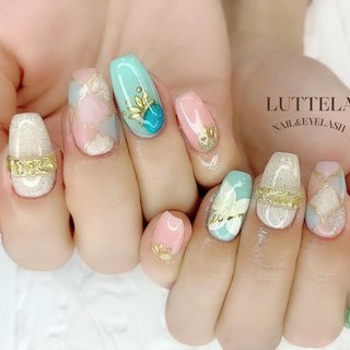 フェザー 羽 のネイルデザイン ネイルブック