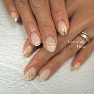 ぷっくりフラワーのネイルデザイン(245ページ目)｜ネイルブック 