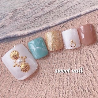 貝殻ネイルのネイルデザイン ネイルブック