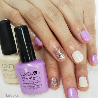 CND shellac シェラックLEDランプジェル