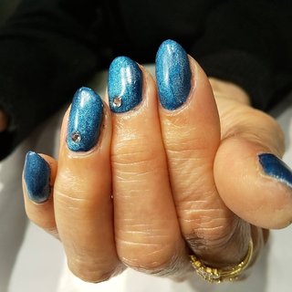 #ネイビーネイル #ギャラクシーネイル #70代のお客様 #オールシーズン #シンプル #ビジュー #マグネット #ネイビー #S-nail #ネイルブック