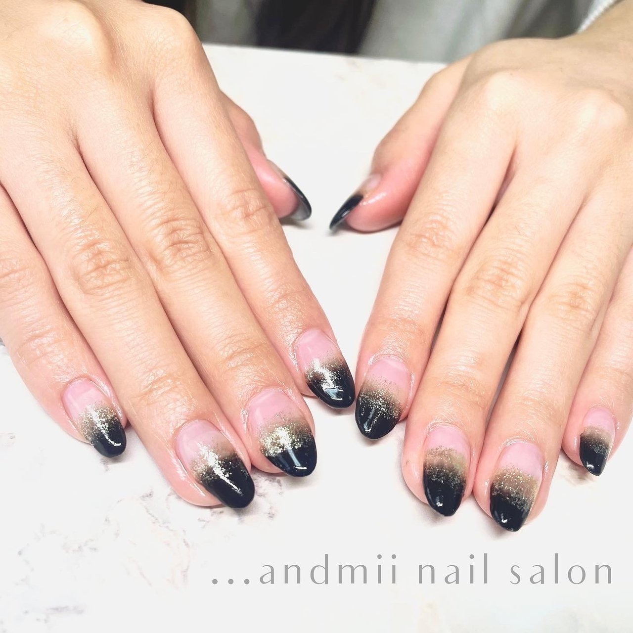 ブラック ジェルネイル お客様 Andmii Nail Salonのネイルデザイン No ネイルブック