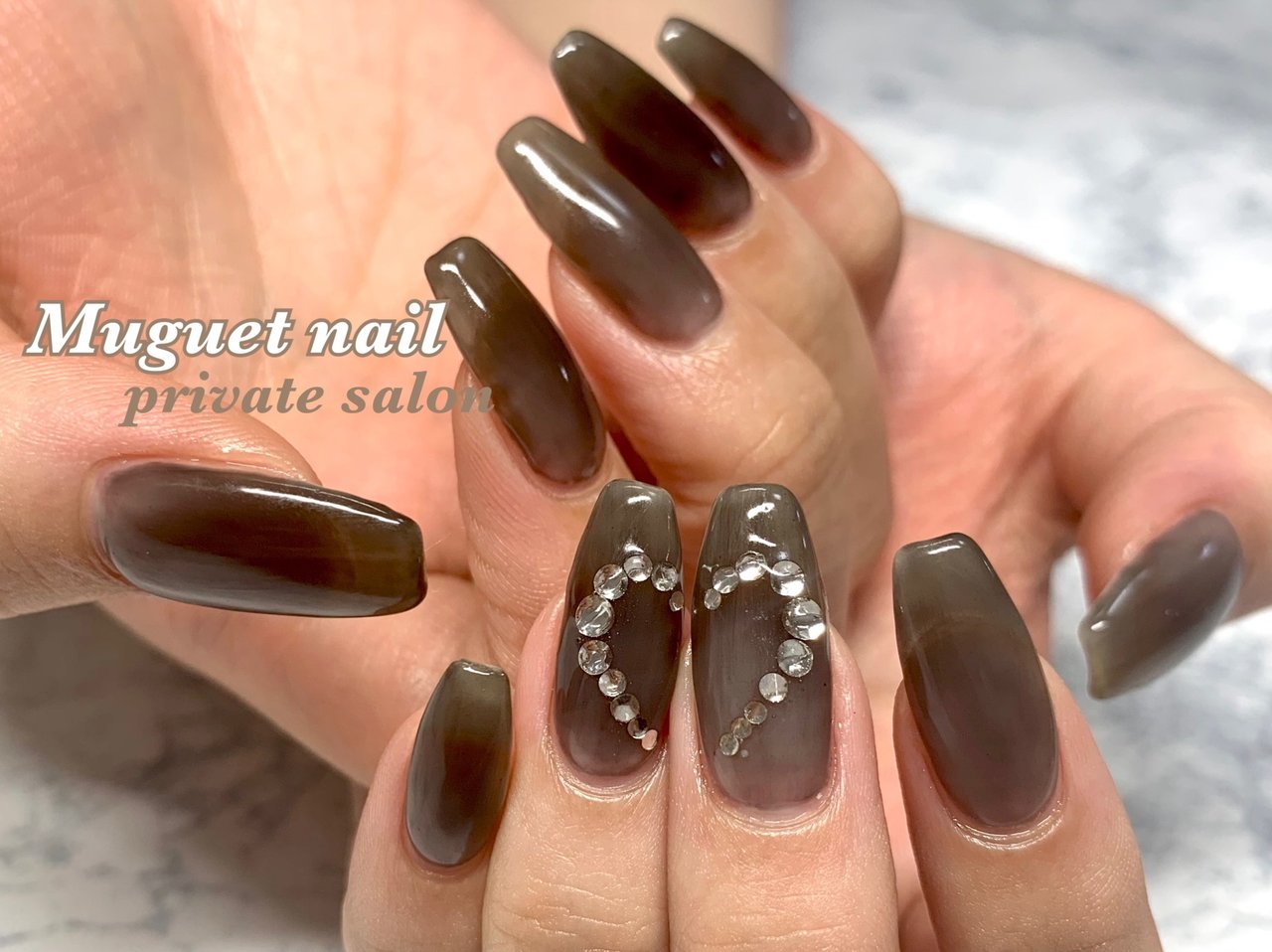 オールシーズン ハンド シンプル ミディアム ブラック Muguet Nailのネイルデザイン No ネイルブック