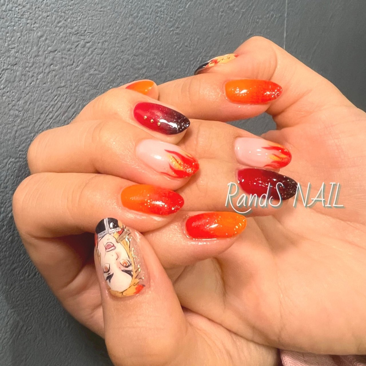グラデーション 痛ネイル キャラクター ジェルネイル お客様 Sumire 池袋rands Nailのネイルデザイン No ネイルブック
