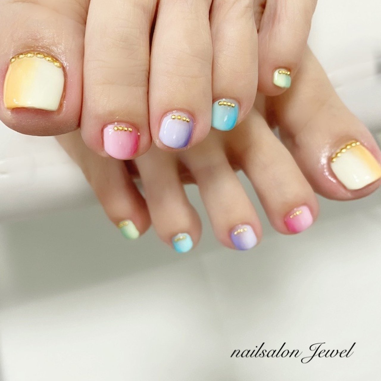 春 夏 フット グラデーション ショート Nailsalon Jewelのネイルデザイン No ネイルブック