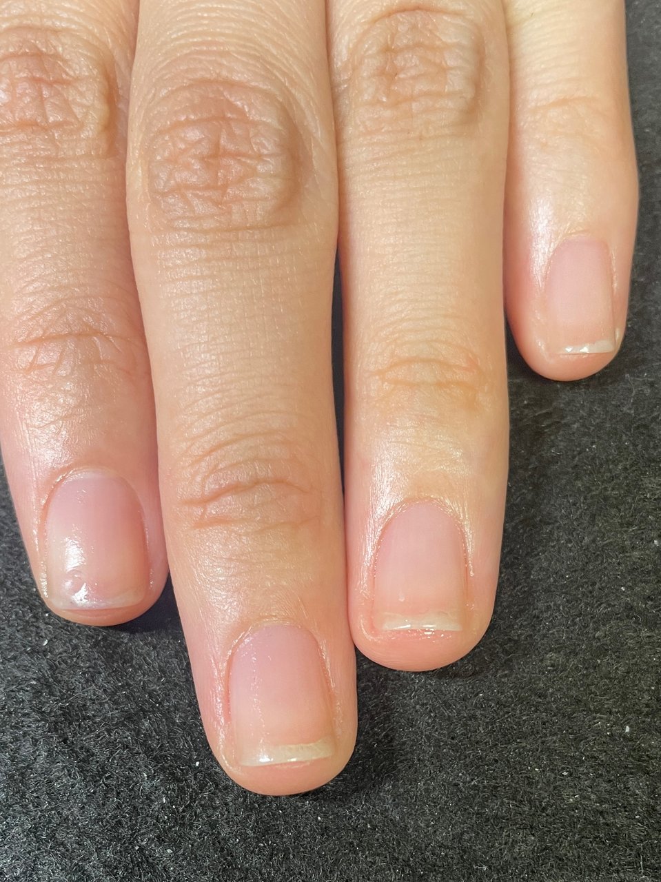 オールシーズン オフィス 女子会 ハンド シンプル Nail And Eye Lucaのネイルデザイン No ネイルブック