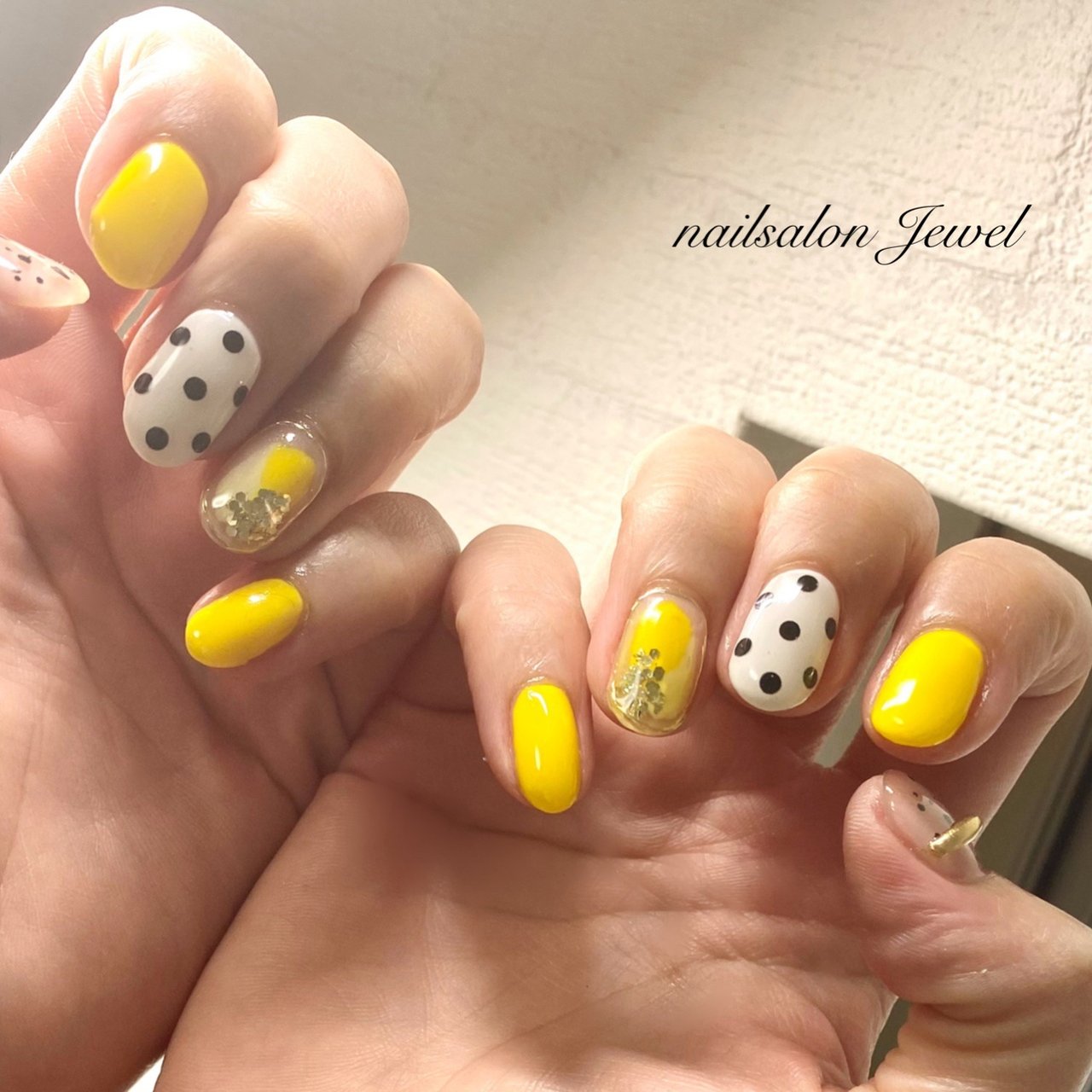 春 夏 ハンド シンプル ドット Nailsalon Jewelのネイルデザイン No ネイルブック