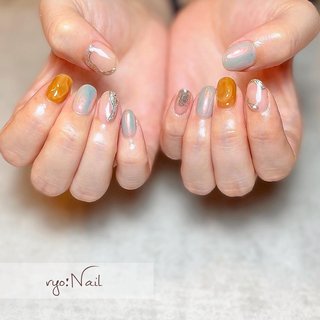 . お客様ネイル✨
.
うるつやキラnuance💅
.
.
.
.
.
.
.
.
.
＿＿＿＿＿＿＿＿＿＿
#オフィスネイル #オーロラミラーネイル #うねうねネイル #でこぼこネイル #ゼリーネイル #うるうるネイル #うるつやネイル #春夏ネイル
#似合わせネイル
#おまかせネイル
#ニュアンスネイル
#ネイルサロン #自宅ネイルサロン 
#大人可愛いネイル #トレンドネイル #プライベートネイルサロン
#フィルイン 
#船橋ネイル 
#船橋ネイルサロン
#新船橋ネイルサロン
#塚田ネイルサロン
#西船橋ネイルサロン
#船橋 #塚田 #新船橋 #西船橋 #津田沼
#本八幡 #下総中山 
#りょーねいる #春 #夏 #梅雨 #オフィス #ハンド #変形フレンチ #ラメ #ニュアンス #オーロラ #ミラー #ショート #イエロー #水色 #シルバー #ジェルネイル #ryo:Nail #ネイルブック