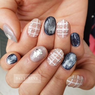 チェック❤ 
#ブルーネイル#マグネット#チェックネイル#チェック#クリアネイル#シェル#シェルネイル #春 #夏 #梅雨 #オフィス #ハンド #ホログラム #チェック #マグネット #ミラー #ミディアム #ラウンド #クリア #ネイビー #シルバー #ジェルネイル #お客様 #Nail REVE #ネイルブック