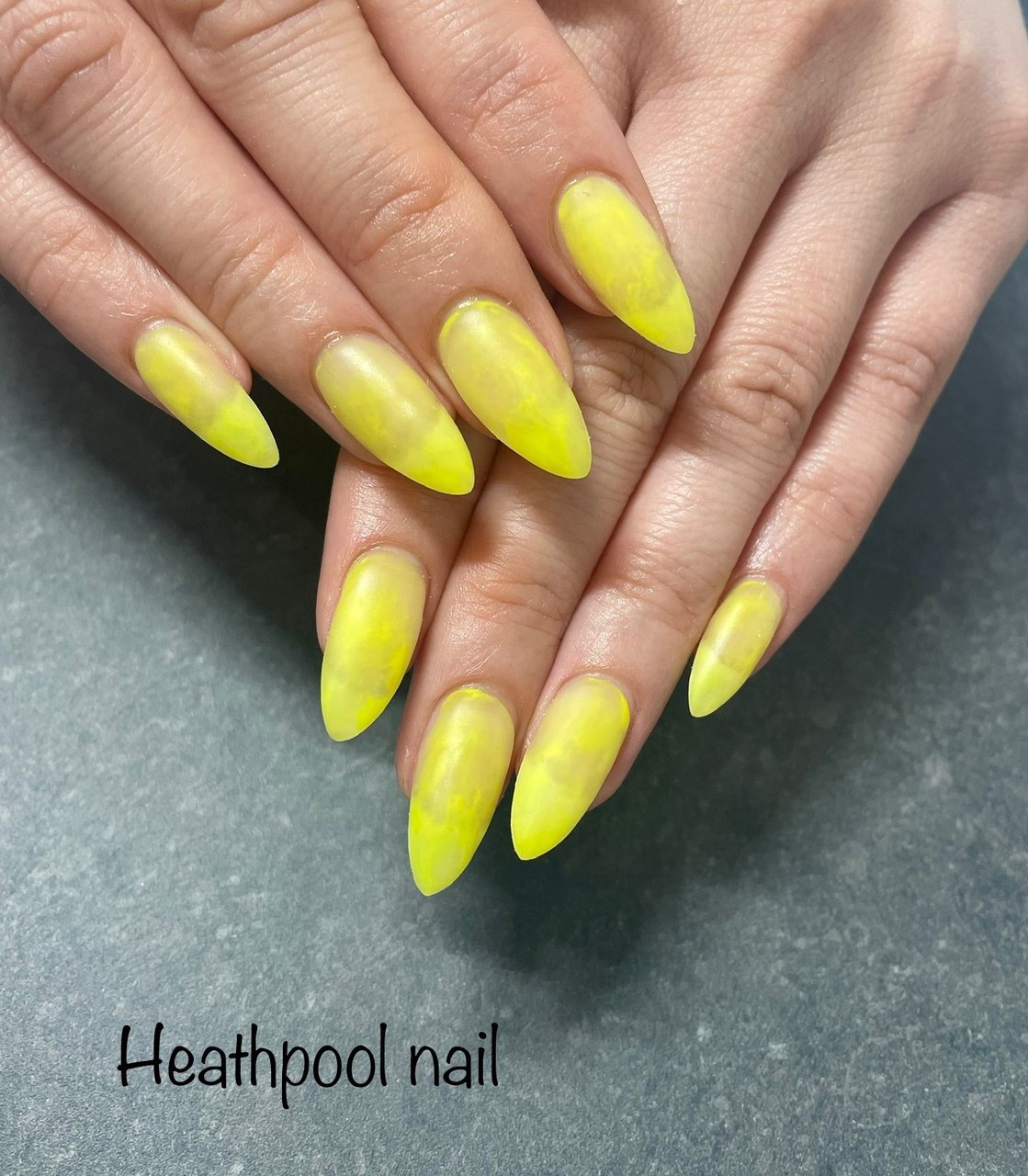 ハンド マット ネオンカラー ジェルネイル Heathpoolnailのネイルデザイン No ネイルブック