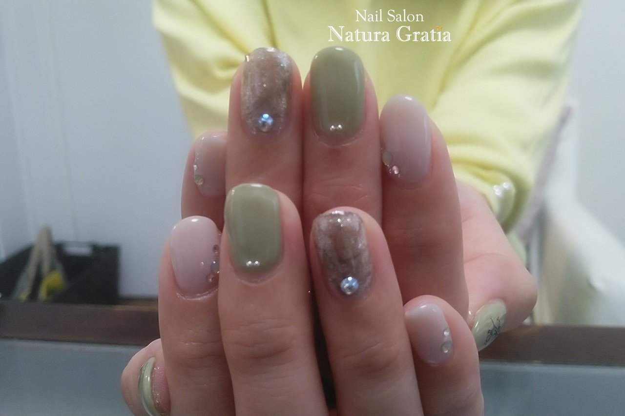 春 オフィス ハンド シンプル グリーン Naturagratiaのネイルデザイン No ネイルブック