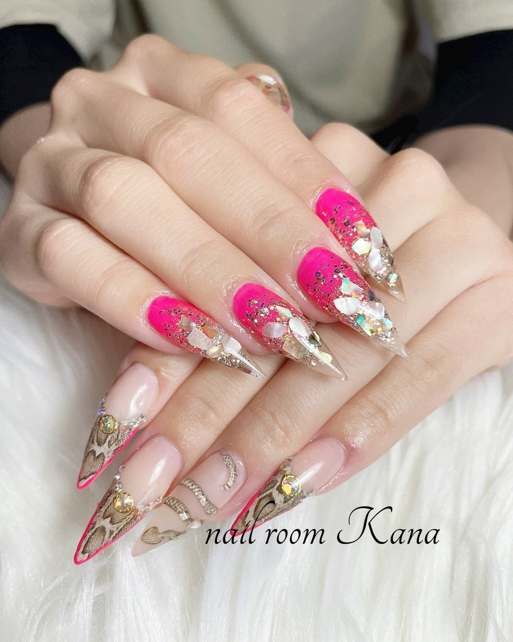 オールシーズン ハンド アニマル柄 シェル ロング Nail Room Kanaのネイルデザイン No ネイルブック