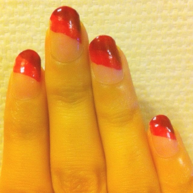 ハンド 変形フレンチ レッド マニキュア セルフネイル Ka Sasagiのネイルデザイン No ネイルブック