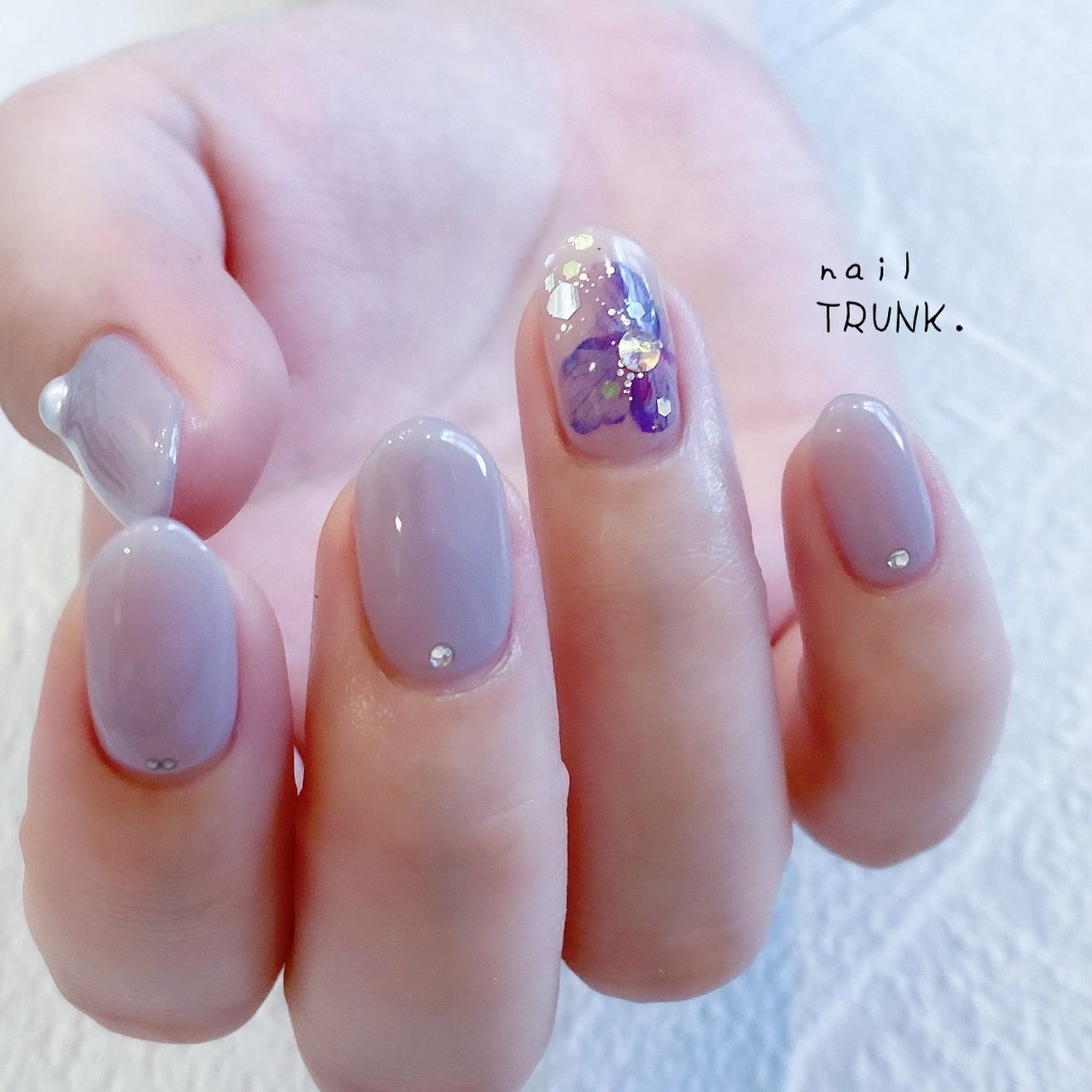 梅雨 ハンド シンプル フラワー オーバル Nail Trunkのネイルデザイン No ネイルブック