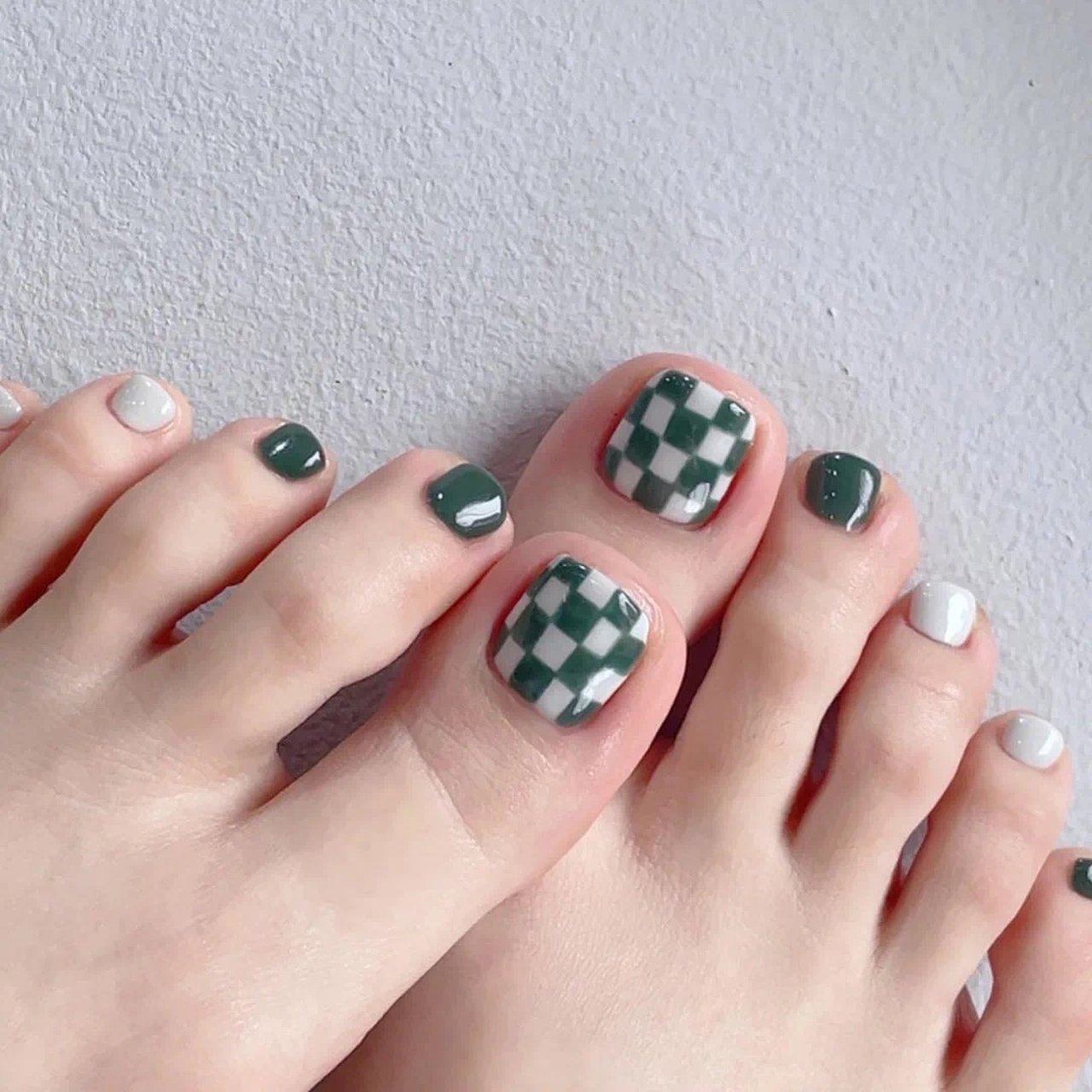 フット チェック ホワイト グリーン ジェルネイル ルナのネイルデザイン No ネイルブック