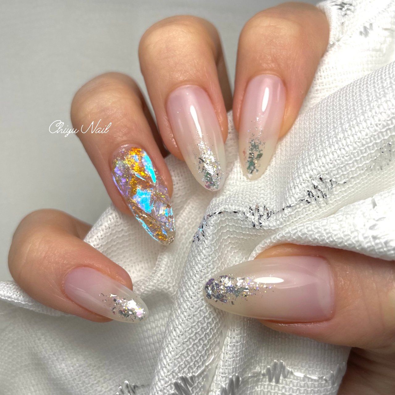 夏/ハンド/ホログラム/ラメ/オーロラ - Hanaeのネイルデザイン[No
