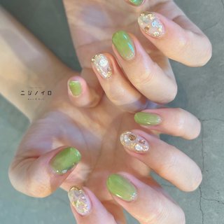 22年 新着順 梅雨 黄緑のネイルデザイン ネイルブック