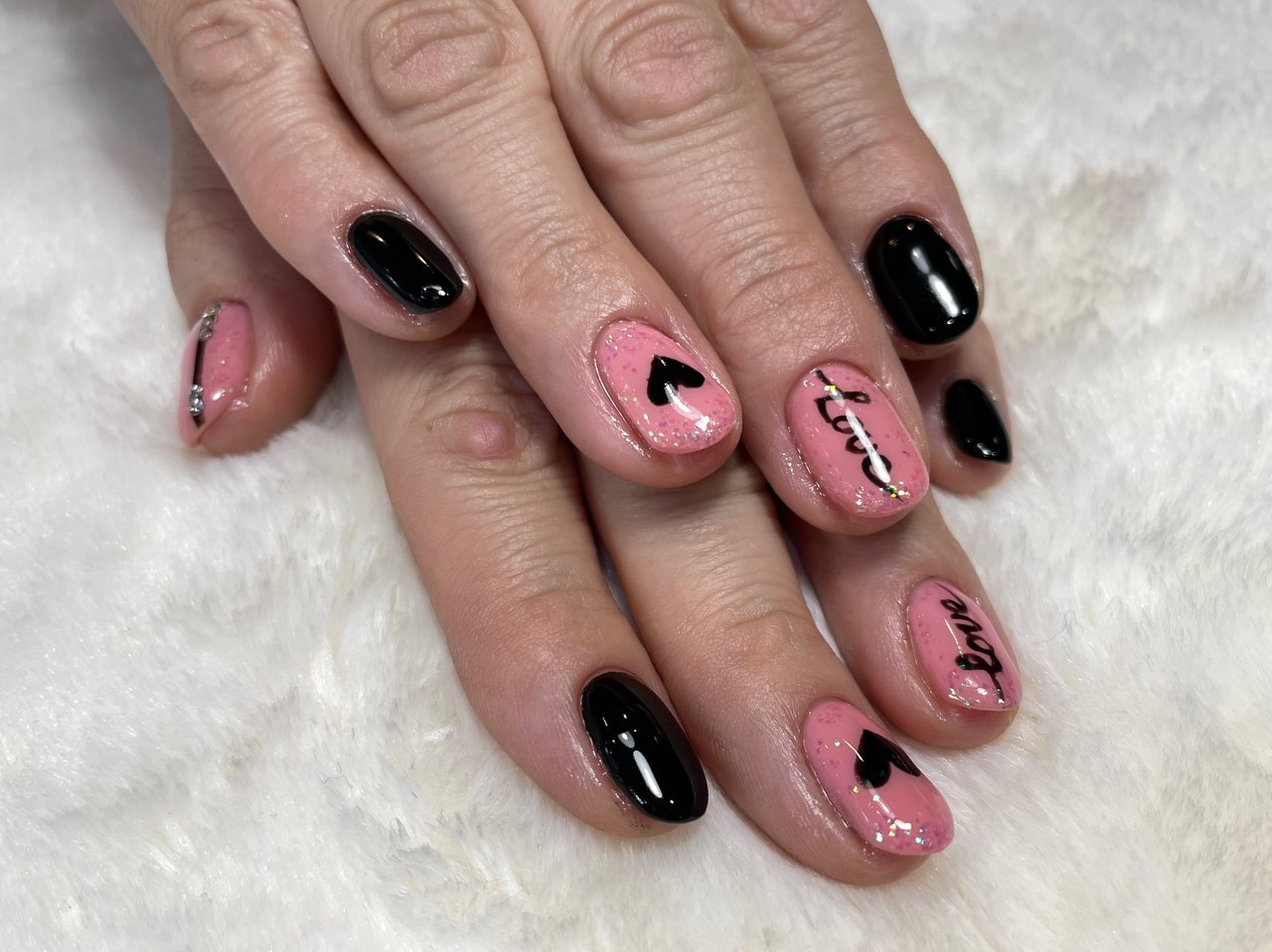 ハンド ピンク ブラック ジェルネイル お客様 Nail Mulberryのネイルデザイン No ネイルブック