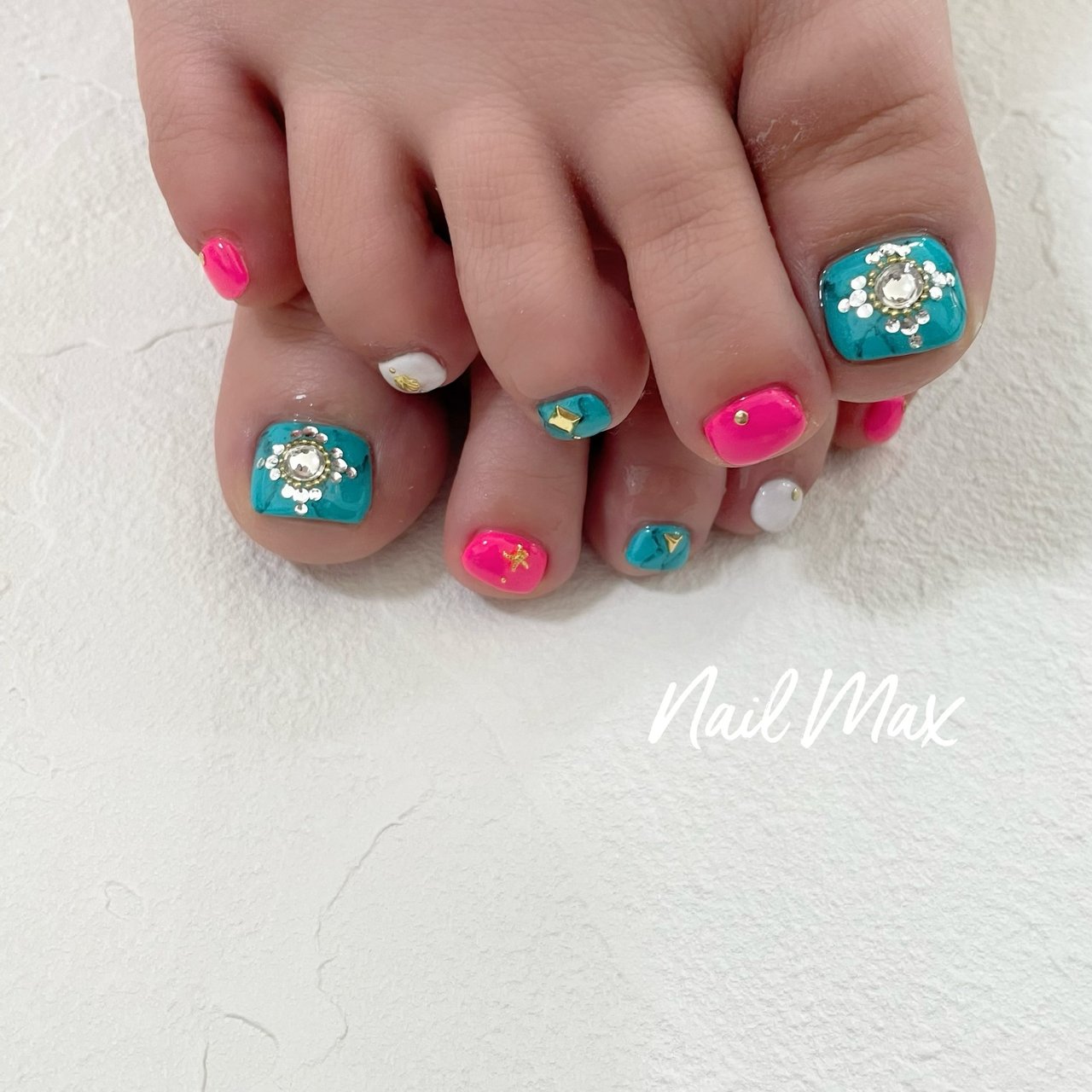 夏 フット ワンカラー ピンク ターコイズ Nail Maxのネイルデザイン No ネイルブック