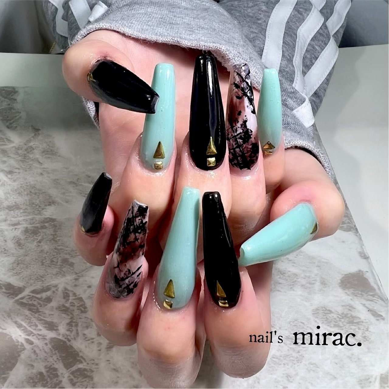 ハンド スーパーロング バレリーナ ターコイズ ブラック Nail Smirac 林 智子のネイルデザイン No ネイルブック