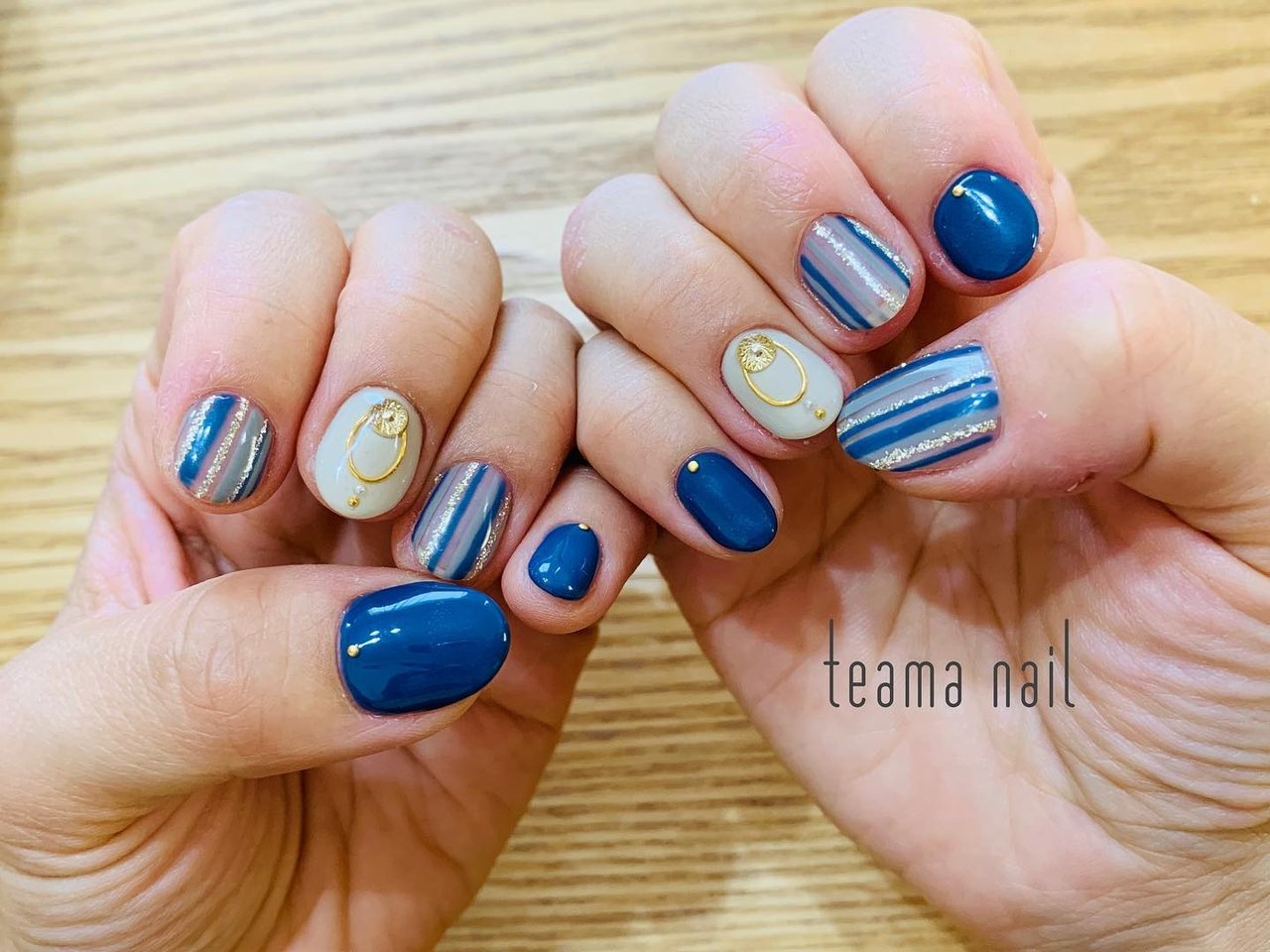 夏 ハンド ストライプ ショート ベージュ Teama Nail Mariのネイルデザイン No ネイルブック