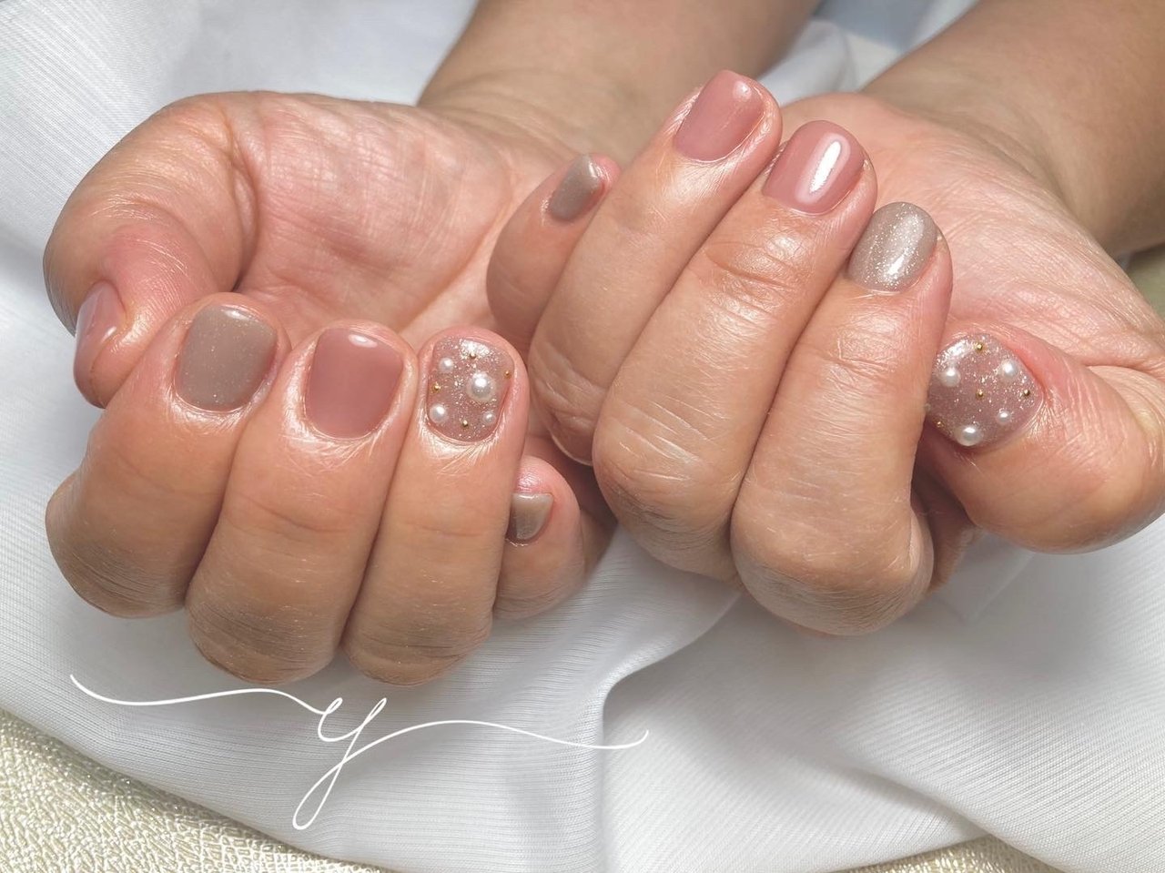 オールシーズン ハンド シンプル ワンカラー ドット Nail Salon Yのネイルデザイン No ネイルブック