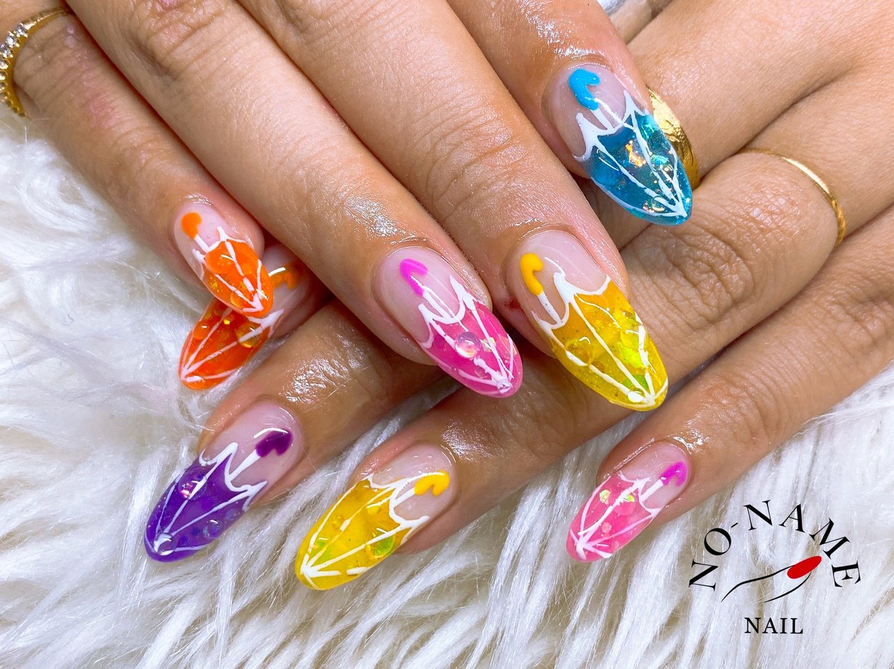 梅雨 ハンド ホログラム カラフル ジェルネイル Sonomiのネイルデザイン No ネイルブック