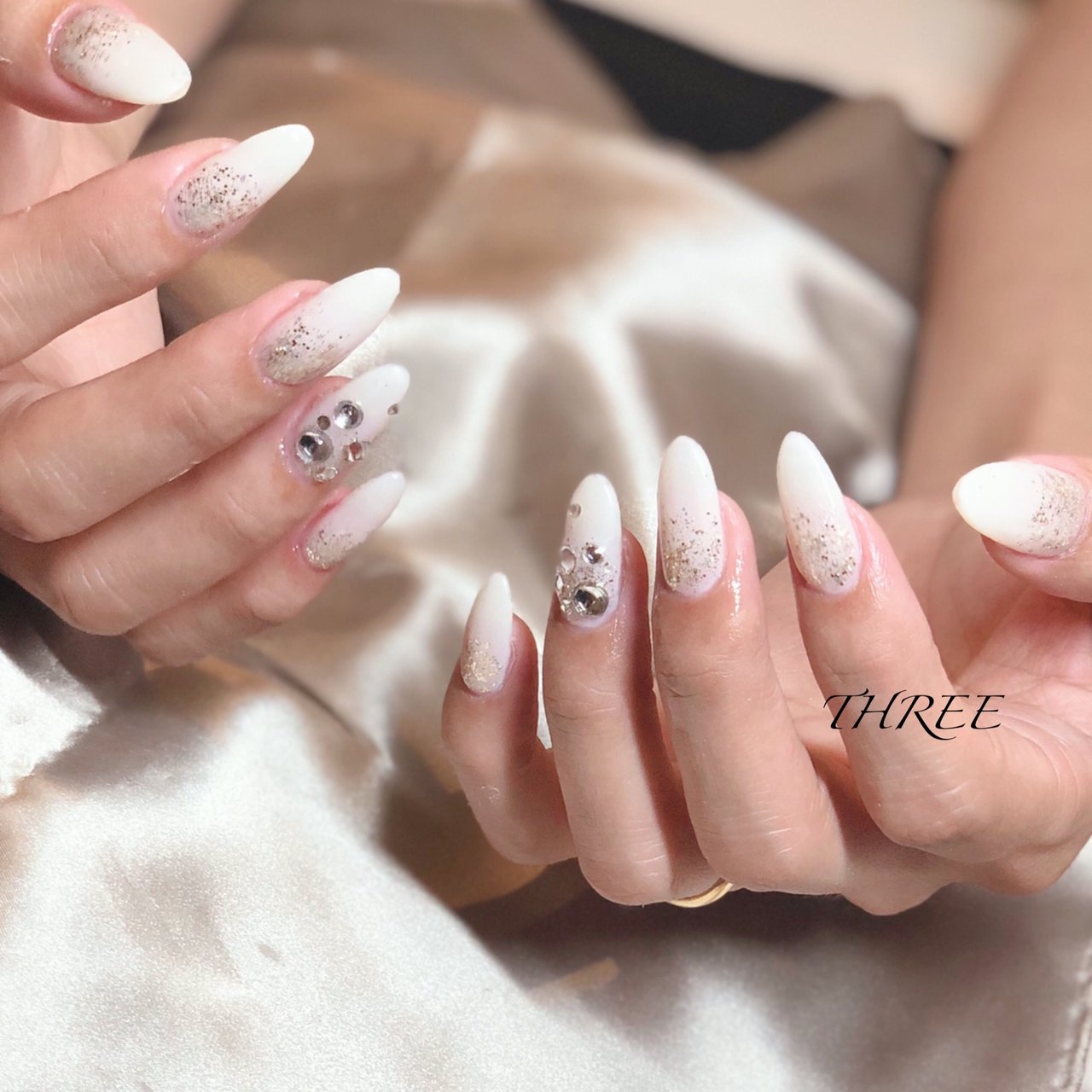 オールシーズン ハンド シンプル ラメ ワンカラー Lounge Nailsalon3 Threeのネイルデザイン No ネイル ブック
