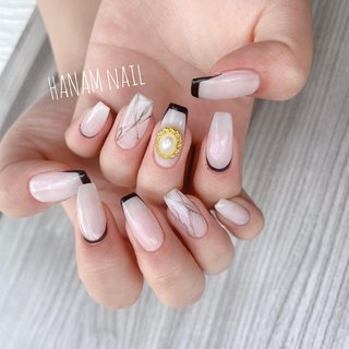 22年 新着順 グレージュ 乳白色ネイルのネイルデザイン ネイルブック