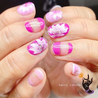 70代のお客様も、Viva! Nailart! 
#70代のお客様 #ジェルネイル #gelnails #ネイルアート #オフィスカジュアル #ジュエリージェル #kaoritanabe #田邉薫 #田邉薫先生 #ネイルサロンミニカスルガ #美大出身ネイリスト #手描きネイル #手描き #japanesenailart #nailbook_fan #夏 #秋 #リゾート #パーティー #ハンド #ラメ #ワンカラー #フラワー #ショート #ラウンド #ホワイト #ビビッド #ジェルネイル #お客様 #田邉薫(Kaori Tanabe) #ネイルブック