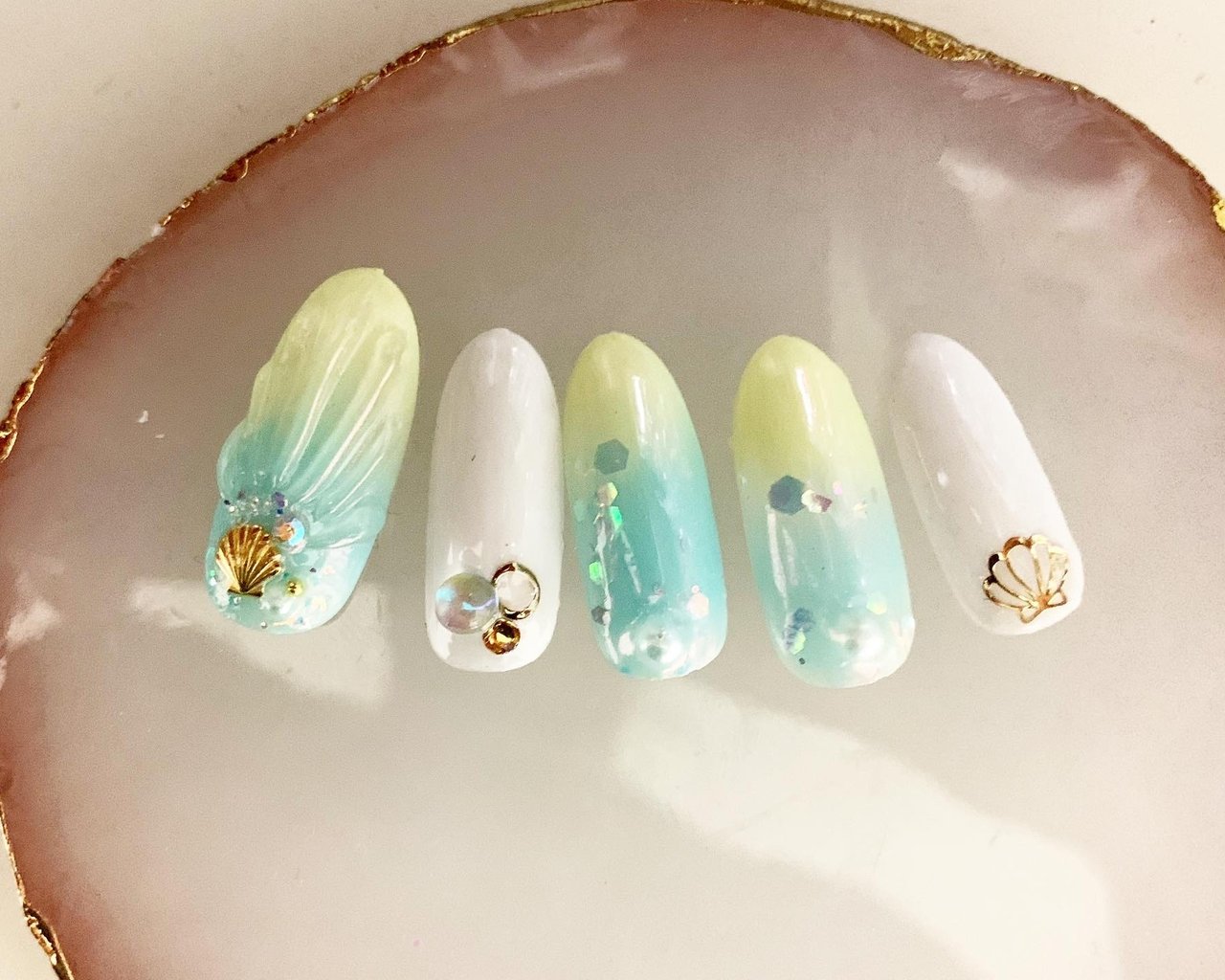 夏 海 リゾート 女子会 ハンド 結musubi新山聖のネイルデザイン No ネイルブック