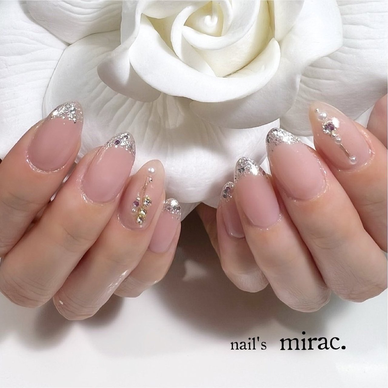オールシーズン オフィス ブライダル パーティー ハンド Nail Smirac 林 智子のネイルデザイン No ネイルブック