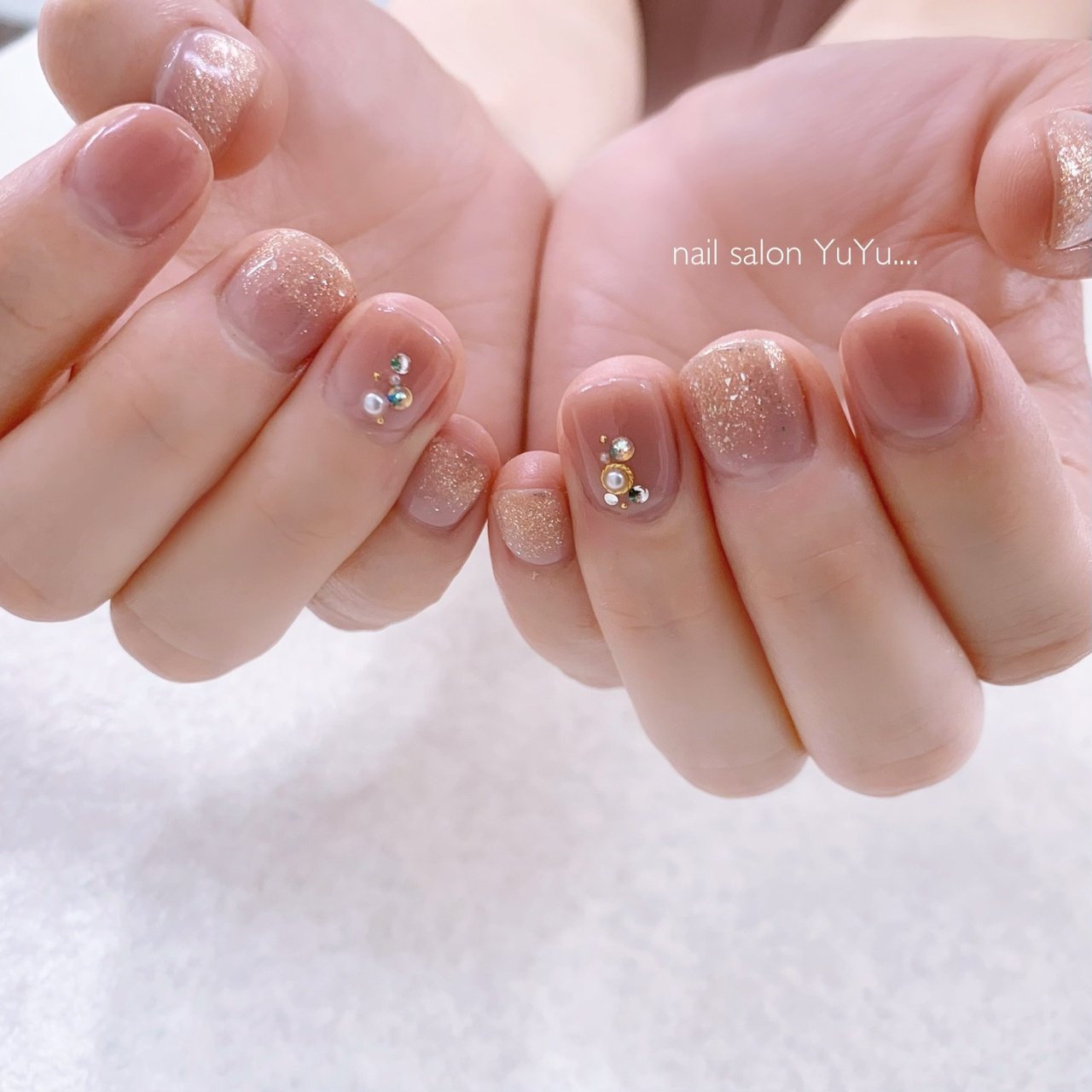 オールシーズン オフィス ブライダル パーティー ハンド Nail Salon Yuyuのネイルデザイン No ネイルブック